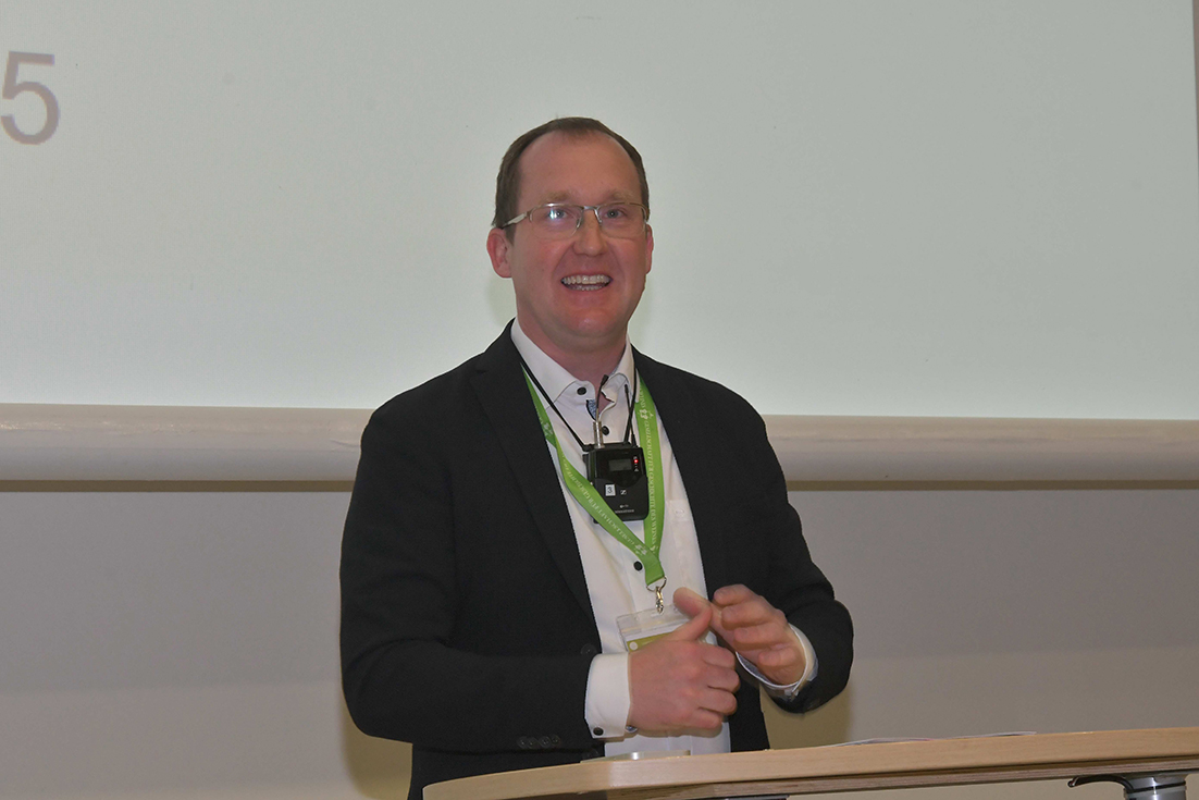 Oliver Mathias