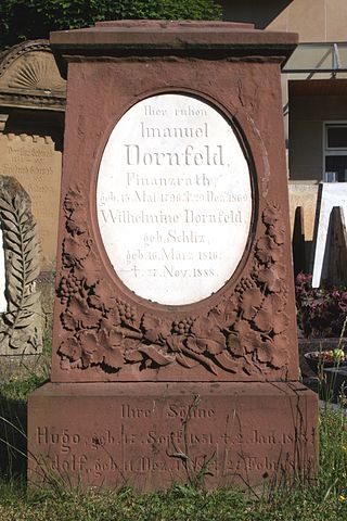 Grabstein von Familie Dornfeld